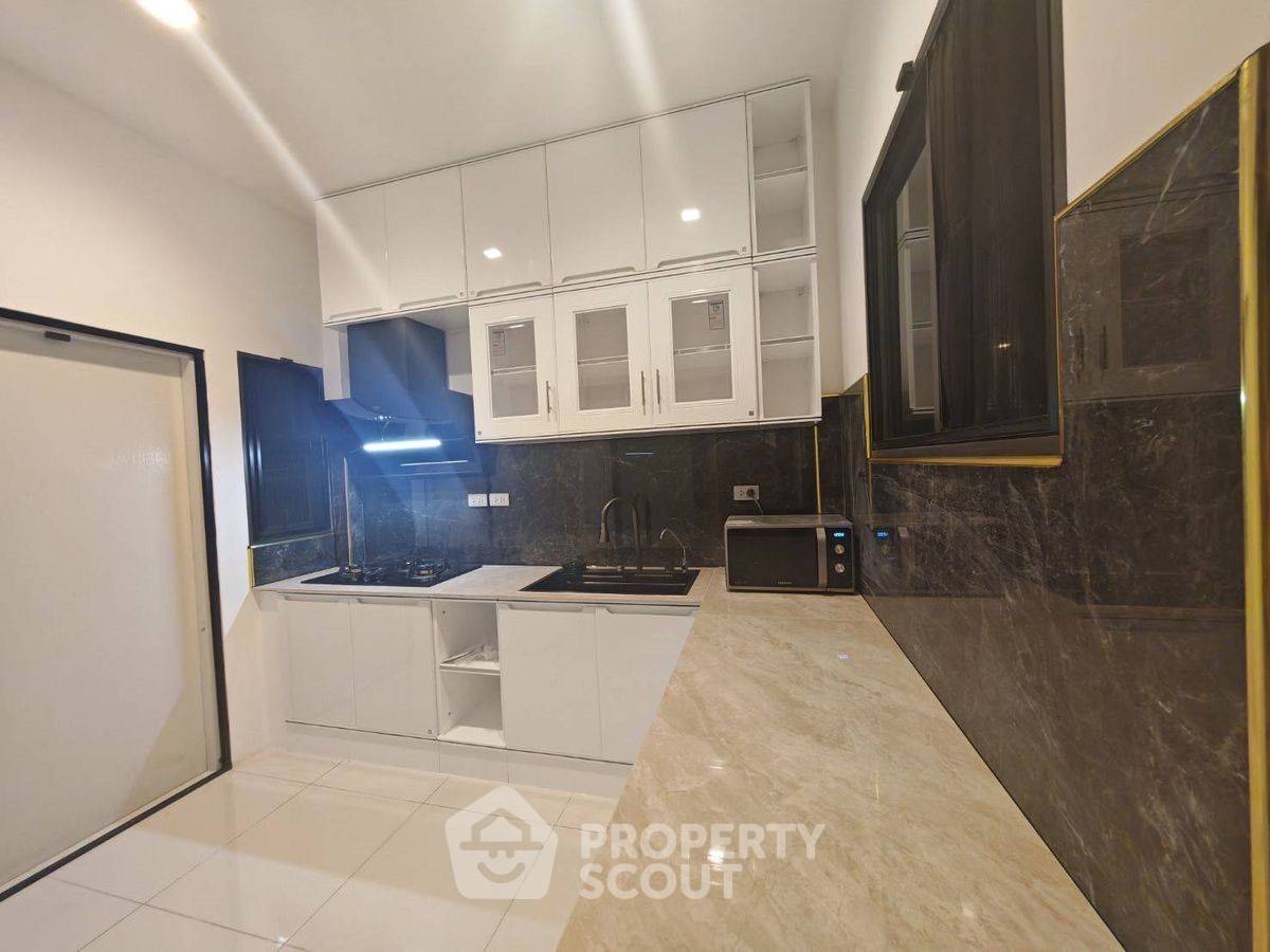 รูป บ้าน 3-ห้องนอน ที่ บางกอก บูเลอวาร์ด ศรีนครินทร์ - บางนา ใน บางแก้ว (ID 2205982) - รูปที่ 3/22
