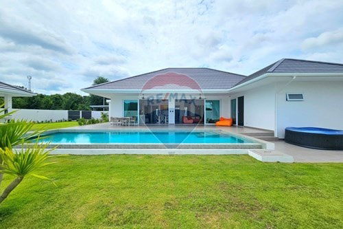 รูป [920601001-503] พูลวิลล่า 4 ห้องนอน 4 ห้องน้ำ สไตล์โมเดิร์น ใกล้แบล็กเมาน์เทน - รูปที่ 1/55