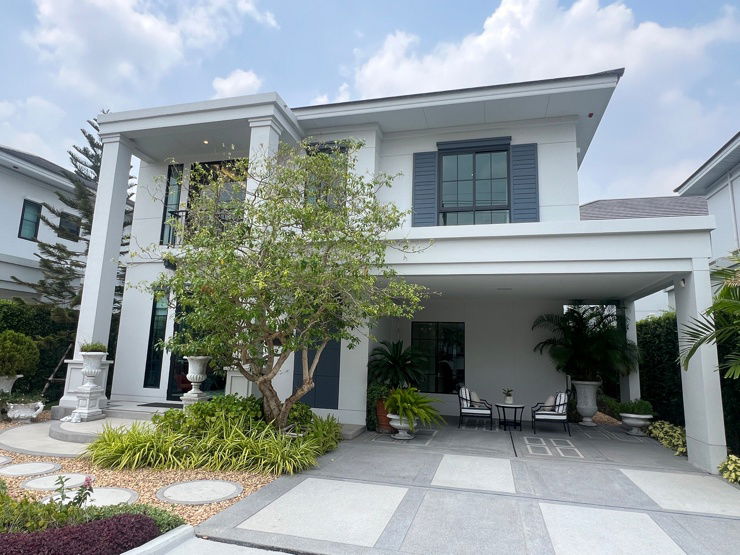 รูป ขายบ้านตัวอย่าง ตกแต่งพร้อมเข้าอยู่  โครงการเศรษฐสิริวัชรพล-เทพรักษ์ - รูปที่ 1/8