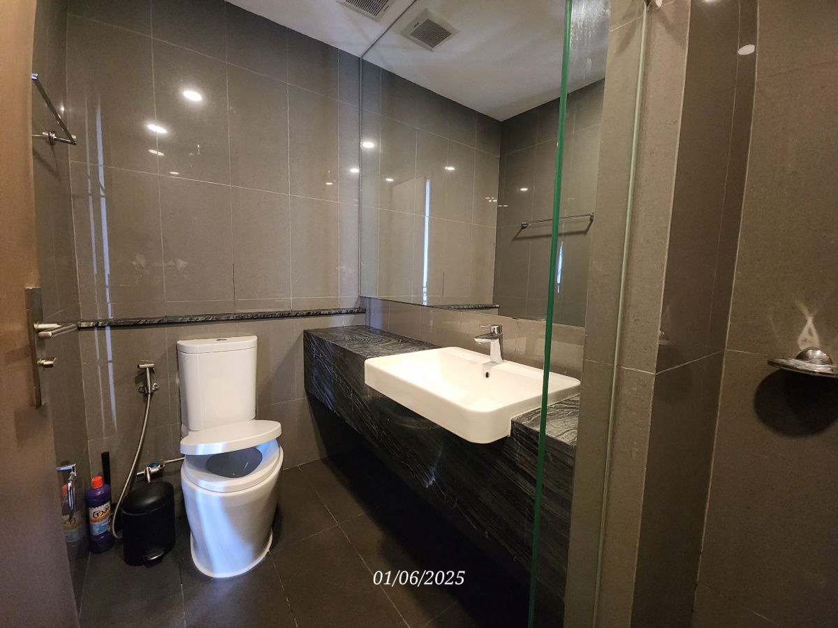 รูป ให้เช่าห้องสวยมาก ตกแต่งใหม่  1 ห้องนอน 34 ตรม เครื่องใช้ไฟฟ้าครบ  - รูปที่ 18/19