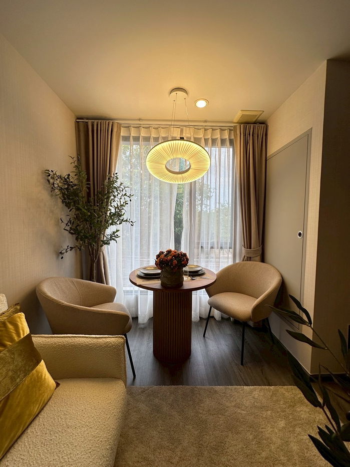 picture “Beautiful room, fully furnished 💗🛋️ Ideo Mobi Sukhumvit 40, ready to move - 3/22