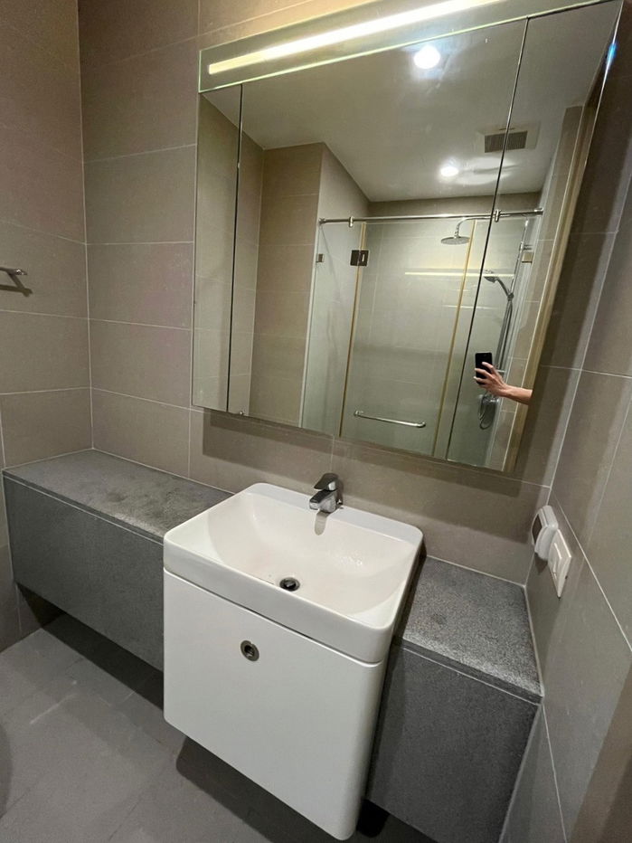 รูป ♢ Prime Location ♢ ตึก A ชั้น 00+ Type A04 | 1 ห้องนอน 47.00 ตร.ม. | คอนโดมี Skywalk เชื่อมเข้า BTS เพลินจิต, Central Embassy - รูปที่ 14/20