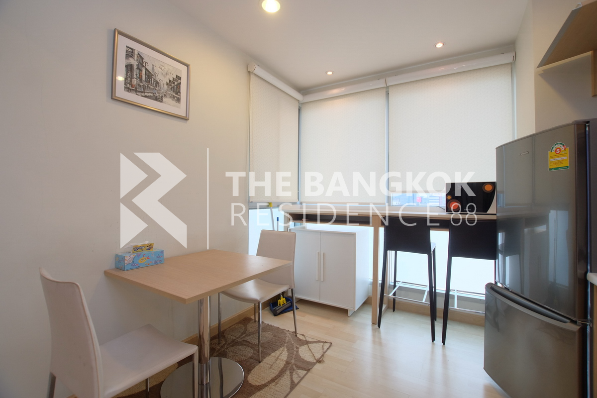picture RHYTHM Ratchada Luxury Unit, Ready for You Without the Wait near MRT Ratchadaphisek Station - 10/10