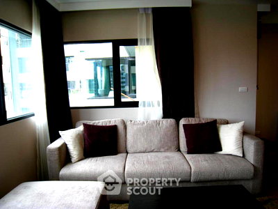 คอนโดให้เช่า : คอนโด 1-ห้องนอน ที่ สาธร การ์เด้นส์ ใกล้ MRT สีลม (ID 510352)