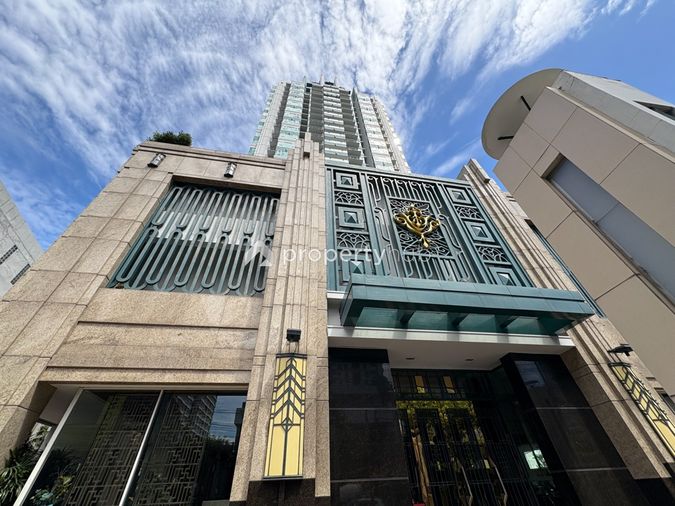 Ivy Thonglor