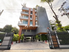 logo project Serenity Thonglor