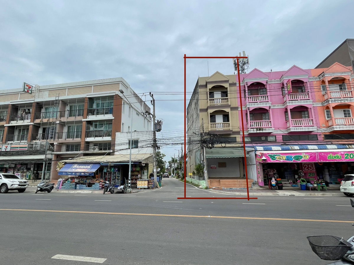 picture For sale, 3.5-storey commercial building on the road, area 15 sq.w, with roof terrace, very good location,  newly renovated, ready to move in  - 2/5