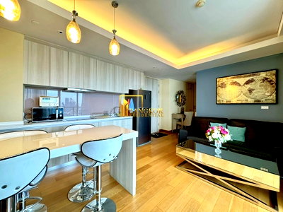 Condos for rent : The Lumpini 24 | Stylish 2 Bedroom Condo in Phrom Phong - BR19586CD