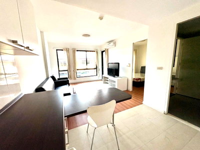 Condos for rent : For Rent The Sense Sukhumvit 68 near BTS Udomsuk (600m./9min walk) Negotiable Line ID: @condobkk (with @) Code H33313
