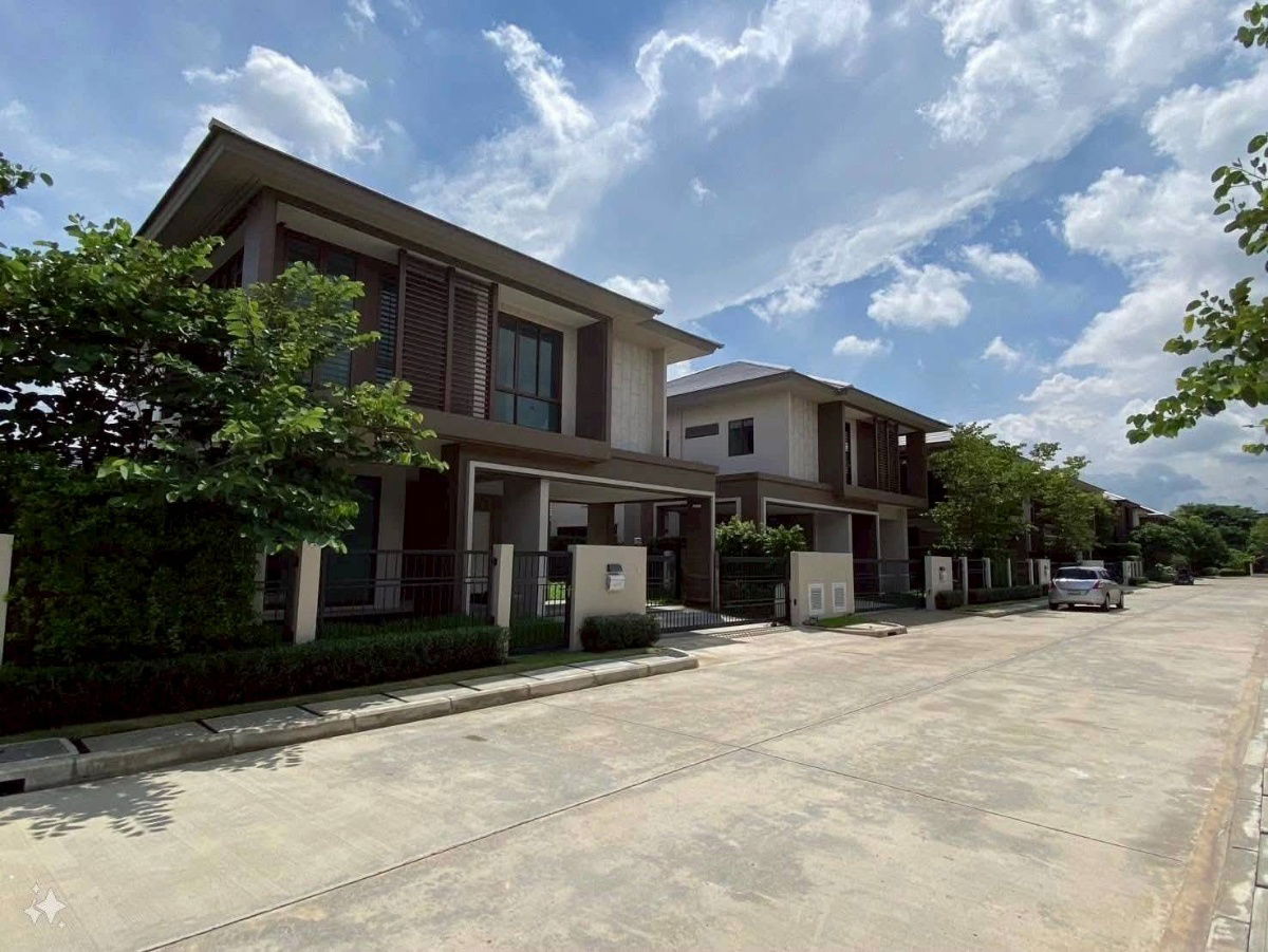 picture ★ Rare Unit ★ Detached house, 2 storeys, 4 bedrooms | Size 55.00 sq.w., 196.00 sq.m. | Near Advent International School Ramkhamhaeng 6 mins - 1/13