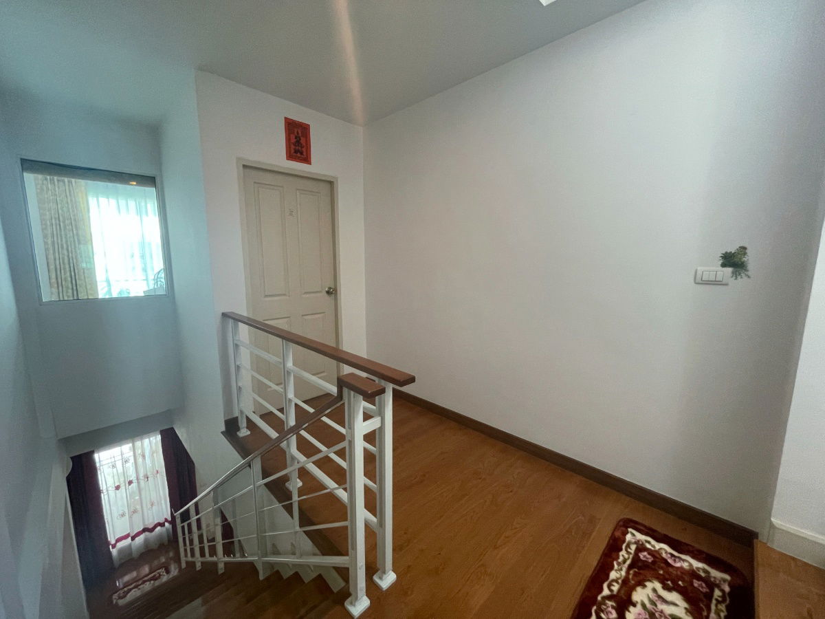 picture For Sale: 3-Story Townhome, 20 sq.w., Baan Klang Muang S-Sense Sathorn-Taksin 2, next to Kanlapaphruek Road, Ratchaphruek Road,  - 10/19