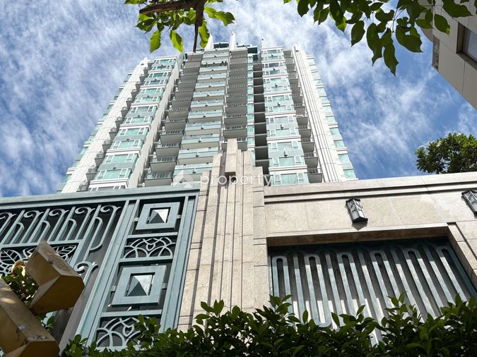 Ivy Thonglor