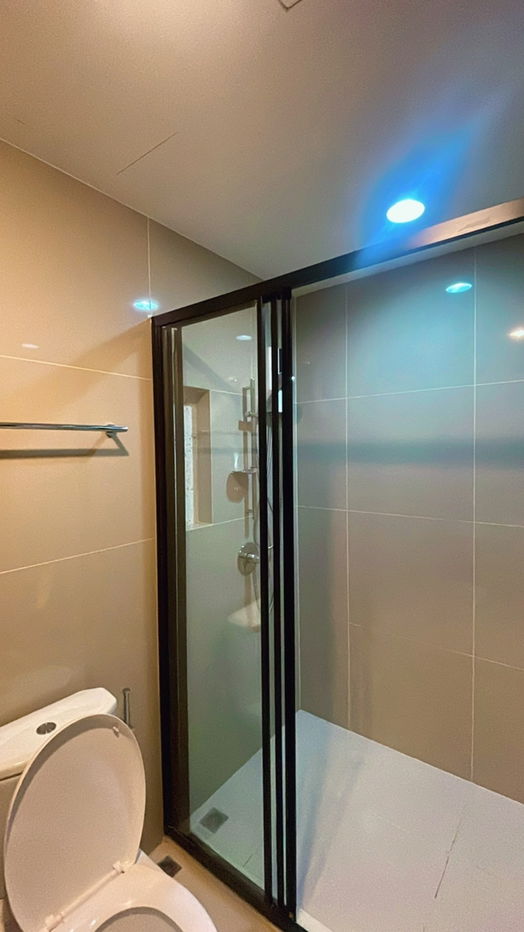picture WS1329 🔥 XT Huai Khwang – Luxury condo in the heart of Ratchada! 🔥 Next to MRT Huai Khwang, only 17,000 baht/month - 8/9