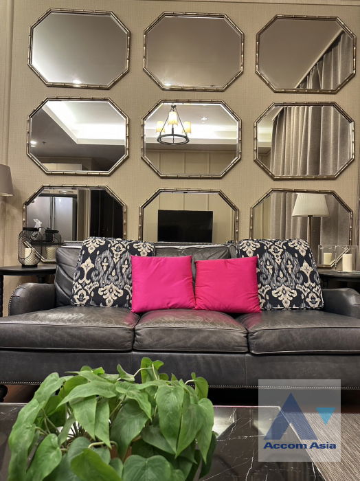 picture 🔼🔽 AccomA 📩  2 BR Condominium @Quattro Thonglor (AA44174) - 1/17
