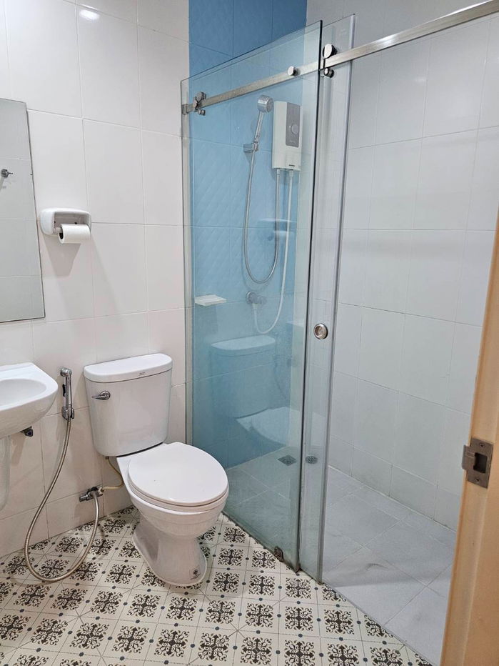 picture 🔥 For sale, Niran Ville 55 Srinakarin 💸 Price 2,500,000 million, near 🚇 BTS Srinakarin, near 🏩 Paolo Hospital - 9/19