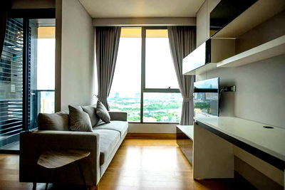 Condos for rent : Code: KJ7617  for rent The Lumpini 24 // Line ID: @kjcondo (with @) //