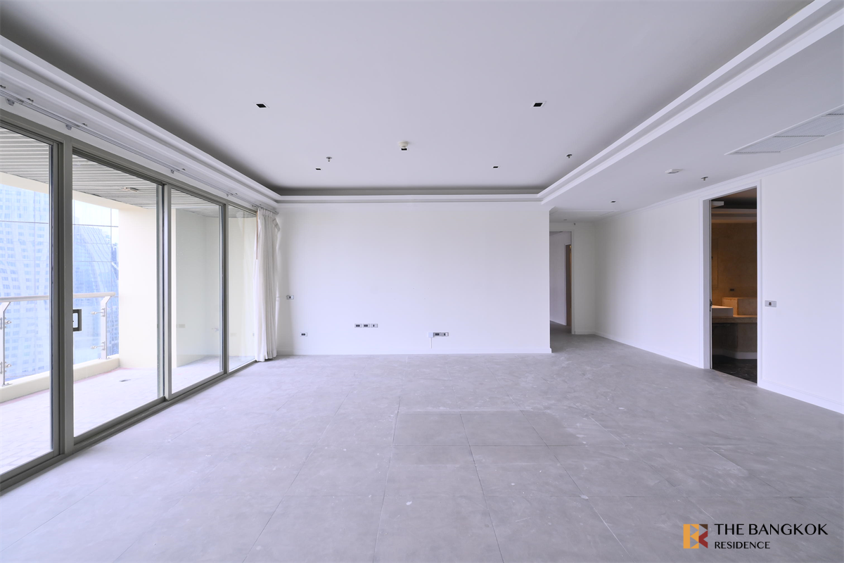 picture Ultimate Luxury Condo in Business District The Lakes near BTS Asok - 4/10