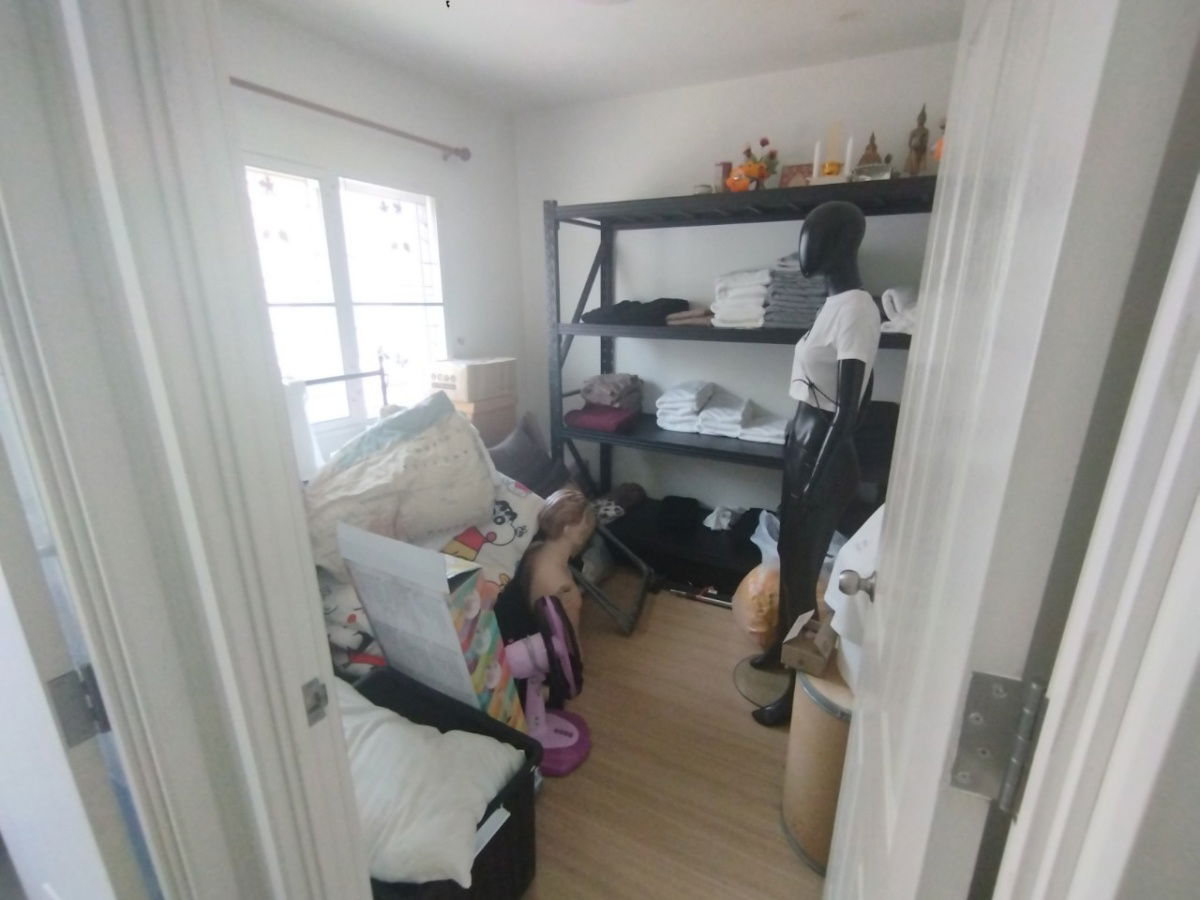 รูป 🏠 ขายทาวน์เฮ้าส์ 2 ชั้น สภาพพร้อมอยู่ โครงการพฤกษาวิลล์ 54 – ทำเลถนนนครอินทร์ ใกล้ไทวัสดุ แม็คโคร โลตัส 📌 รหัสทรัพย์: 87411 - รูปที่ 4/14