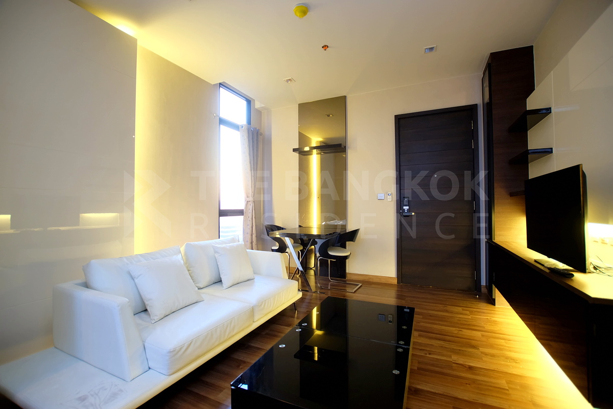 picture Ivy Ampio Ultimate Luxury Lifestyle with Convenience near MRT Cultural Center of Thailand Station - 6/10