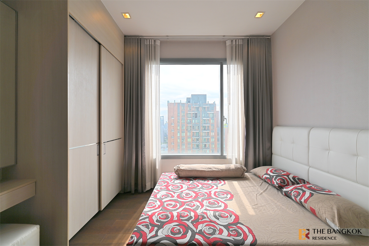 picture Q Asoke Luxuriously Elevated Unit near MRT Phetchaburi Station - 5/10