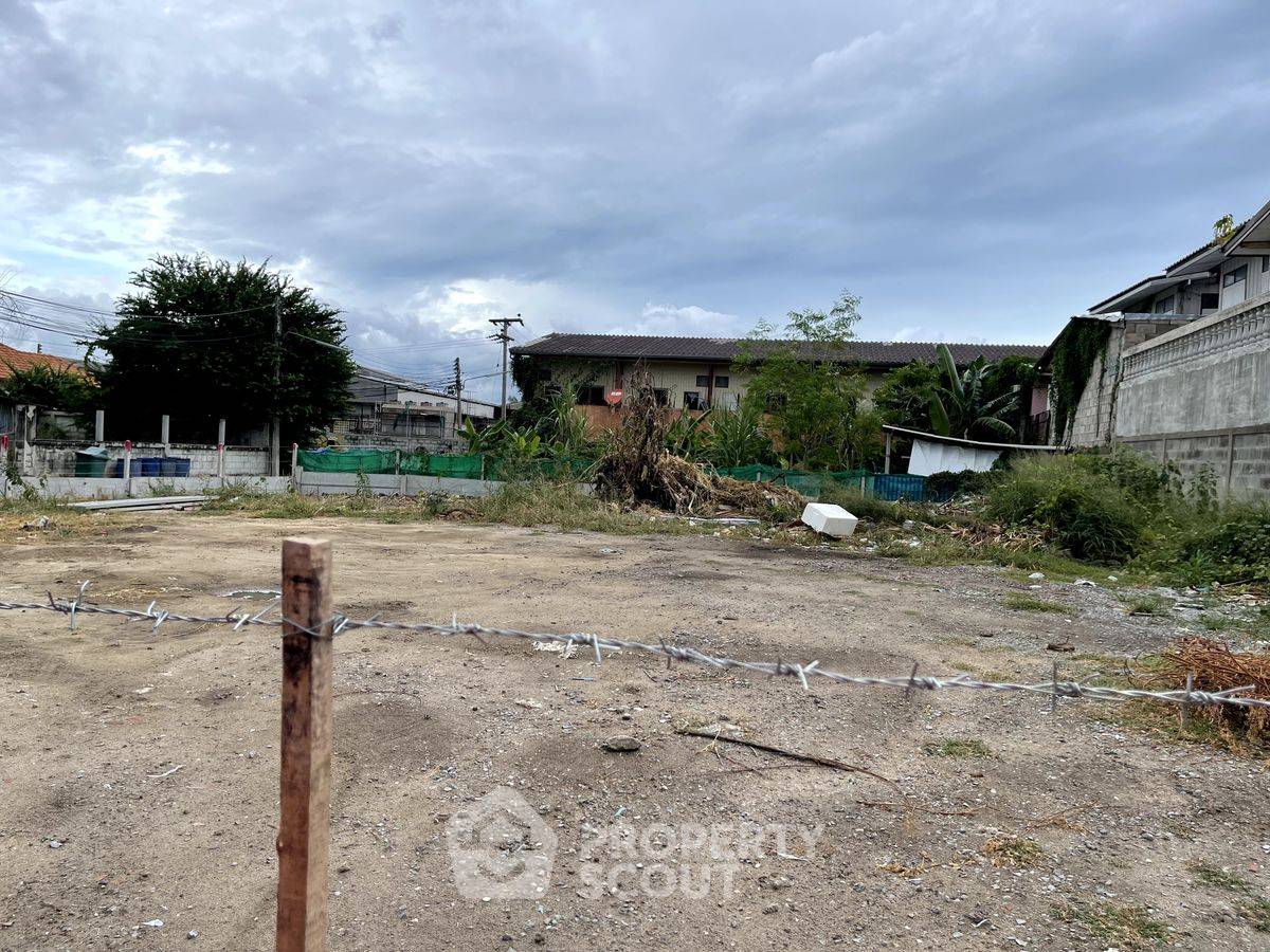 รูป ที่ดินสำหรับปล่อยขาย 489.2 ตารางเมตร แถว ใน หินเหล็กไฟ (ID 2197471) - รูปที่ 3/6