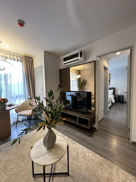 “Beautiful room, fully furnished *2-in-1 washer and dryer*💗🛋️ Ideo Mobi Sukhumvit 40, ready to move