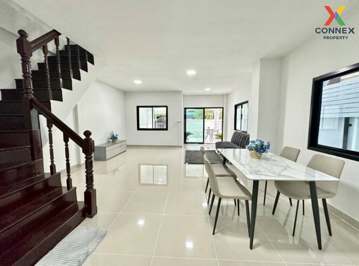 picture For Sale Townhouse/Townhome  , Suthawan , newly renovated , Bang Len , Bang Yai , Nonthaburi , CX-125563 ✅ Live chat with us ADD LINE @connexproperty ✅  - 9/12