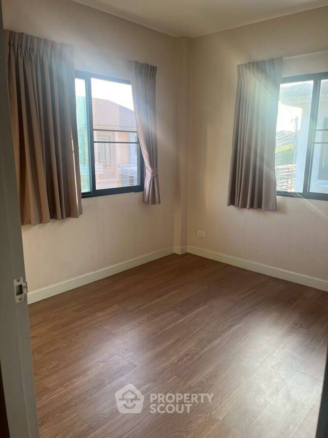 picture 3-BR House at Life Bangkok Boulevard Ramintra 65 in Tha Raeng (ID 2147368) - 9/10