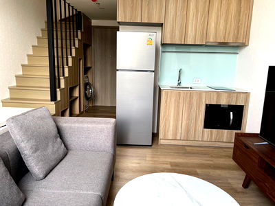 เช่าคอนโด สุขุมวิท 56 : [ duplex ]⚡🌈E92902 ไซมิส สุขุมวิท 87 ( Siamese Sukhumvit 87 )⚡🌈 LINE : @theagentpro (มี @ นำหน้าด้วยครับ) 