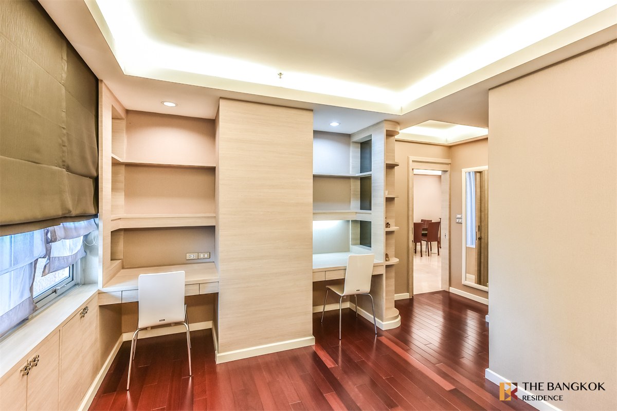 รูป คอนโด Luxury พร้อมอยู่บนทำเลที่ดีที่สุด สีลม แกรนด์ เทอเรซ ใกล้ BTS สถานีศาลาแดง - รูปที่ 9/10