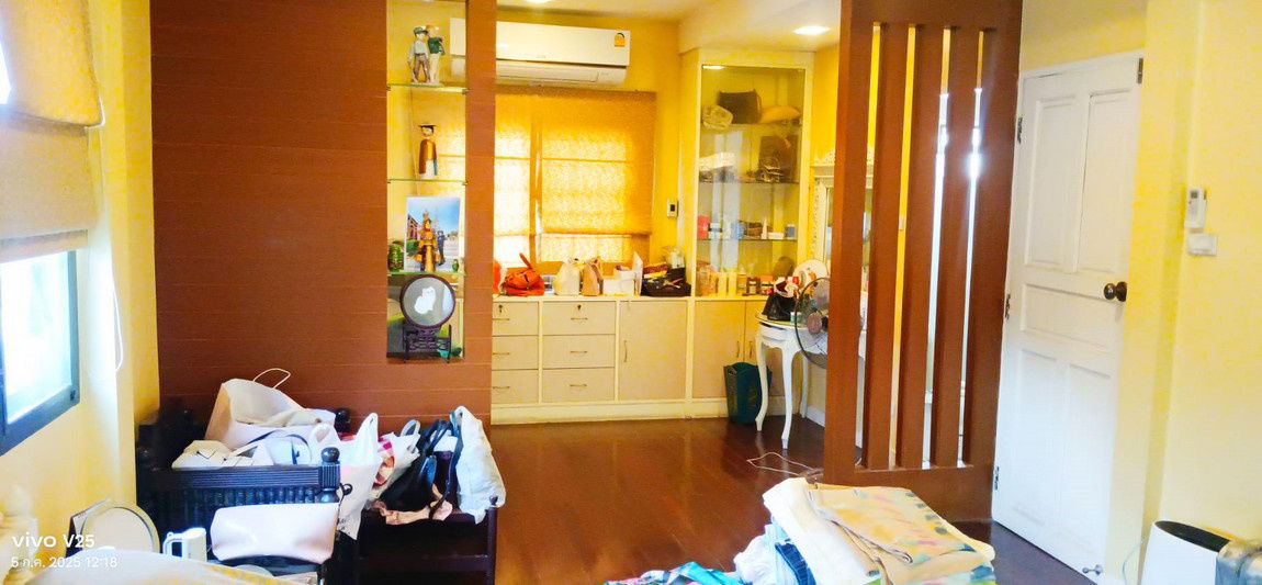 รูป บ้านพร้อมที่ดิน 111 ตารางวา ซอยลาดพร้าว 64 เขตวังทองหลาง ใกล้รถไฟฟ้าสีเหลือง สถานีโชคชัย 4 - รูปที่ 11/13