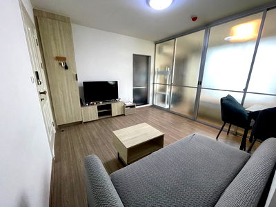 Condos for sale Sukhaphiban 5 Road : Condo for sale at Park Ramintra, fully furnished, near expressway and BTS, ready to move in, 1.95 million THB.