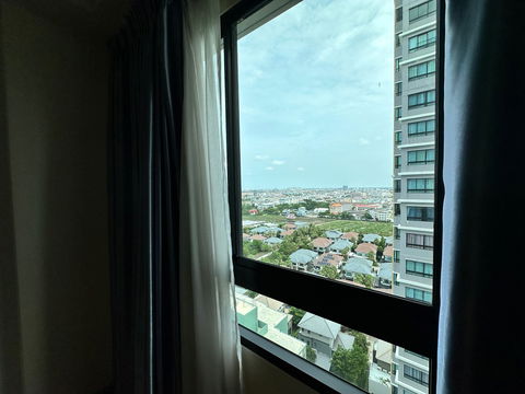 ให้เช่าคอนโด เจคอนโด(สาทร-กัลปพกฤษ์) ห้องกว้างมาก ขนาด 36 ตรม ชั้น 17 อาคาร เอา 1 ห้องนอน 1 ห้องน้ำ 1 ห้องนั่งเล่น