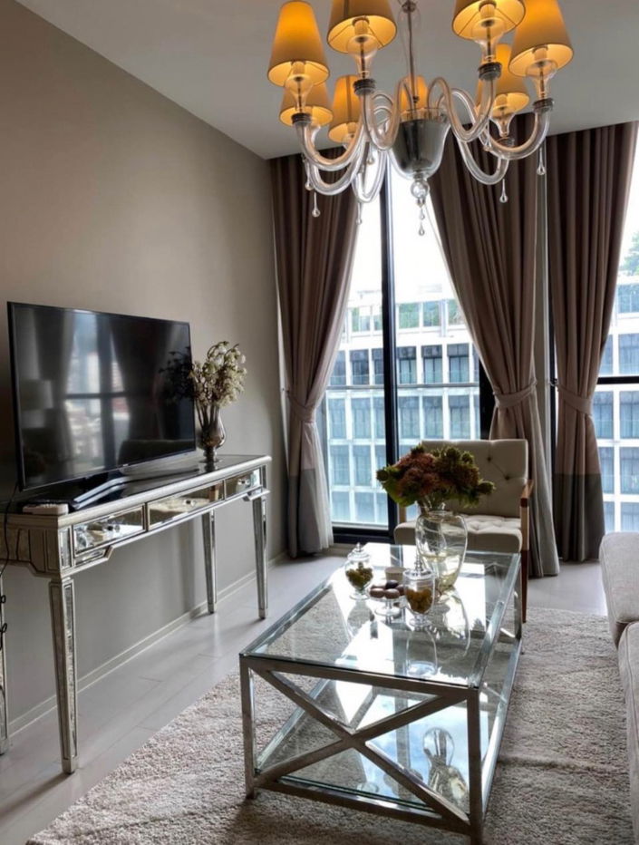 รูป ● Nice Decoration ● ตึก B ชั้น 10+ | 1 ห้องนอน 61.00 ตร.ม. | คอนโดมี Skywalk เชื่อมเข้า BTS เพลินจิต, Central Embassy - รูปที่ 11/12