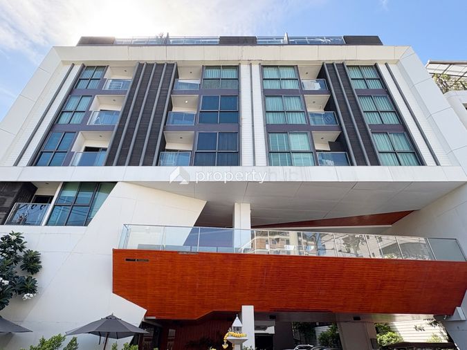 ดี 25 ทองหล่อ