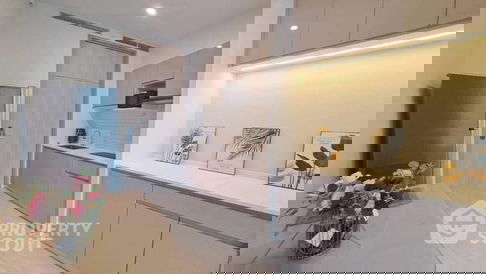 1-BR Condo at Noble Ploenchit near BTS Phloen Chit (ID 1535344)