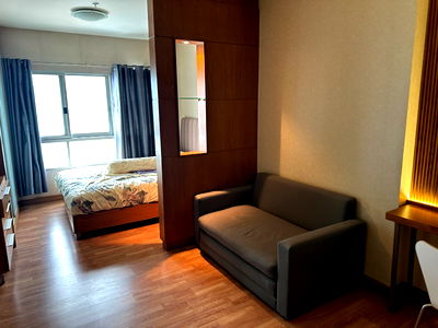 Condos for sale HomePro Rama 3 : For sale: 30 sq.m. studio room at Ivy River Ratburana.