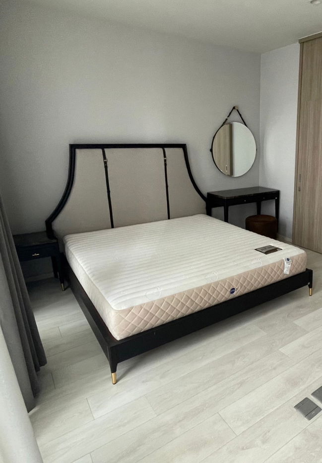 รูป ♢ Prime Location ♢ ตึก A ชั้น 00+ Type A04 | 1 ห้องนอน 47.00 ตร.ม. | คอนโดมี Skywalk เชื่อมเข้า BTS เพลินจิต, Central Embassy - รูปที่ 4/20