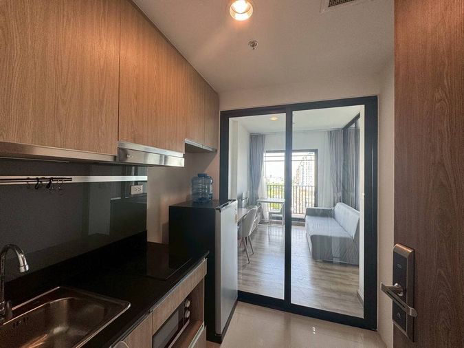 📢 ให้เช่า Niche Mono Sukhumvit Bearing   📍 ใกล้ BTS แบริ่ง เพียง 250 ม. | ชั้น 9 | 32 ตร.ม.   🛏 1 ห้องนอน | 1 ห้องน้ำ   💰 ค่าเช่า 12,000 บาท/เดือน