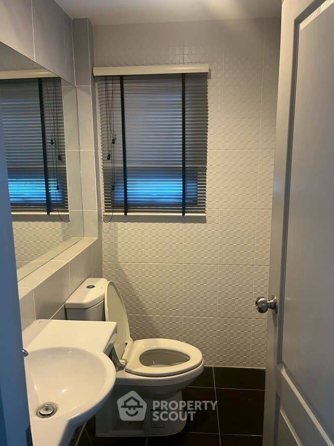 picture 3-BR House at Life Bangkok Boulevard Ramintra 65 in Tha Raeng (ID 2147368) - 8/10