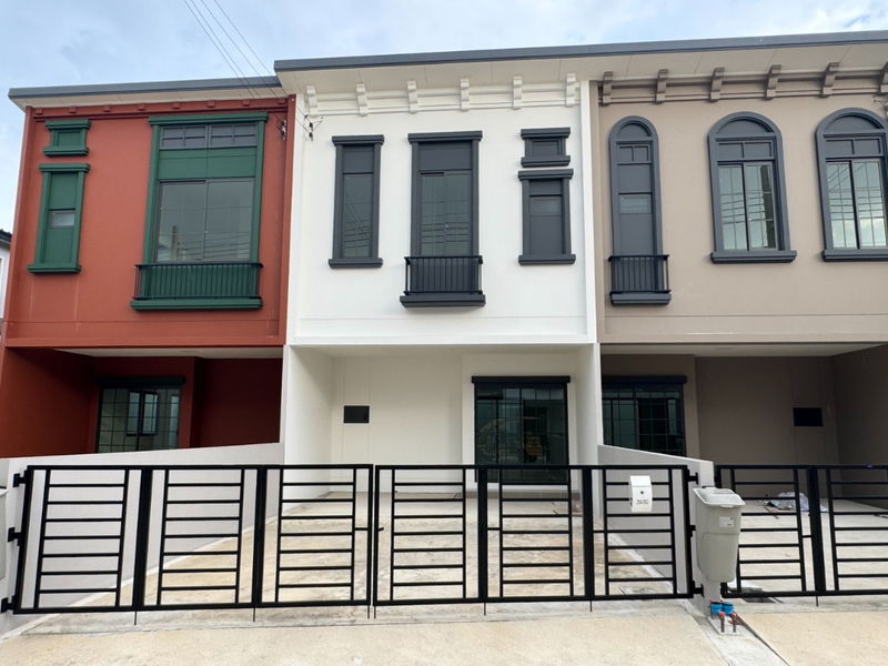 ขายทาวน์โฮม : 🏡ทาวน์โฮมใหม่ พร้อมอยู่ สิริ ลาดพร้าว 101 📍แปลงหน้าบ้านลึก ราคาพิเศษ ก่อนปิดโครงการ