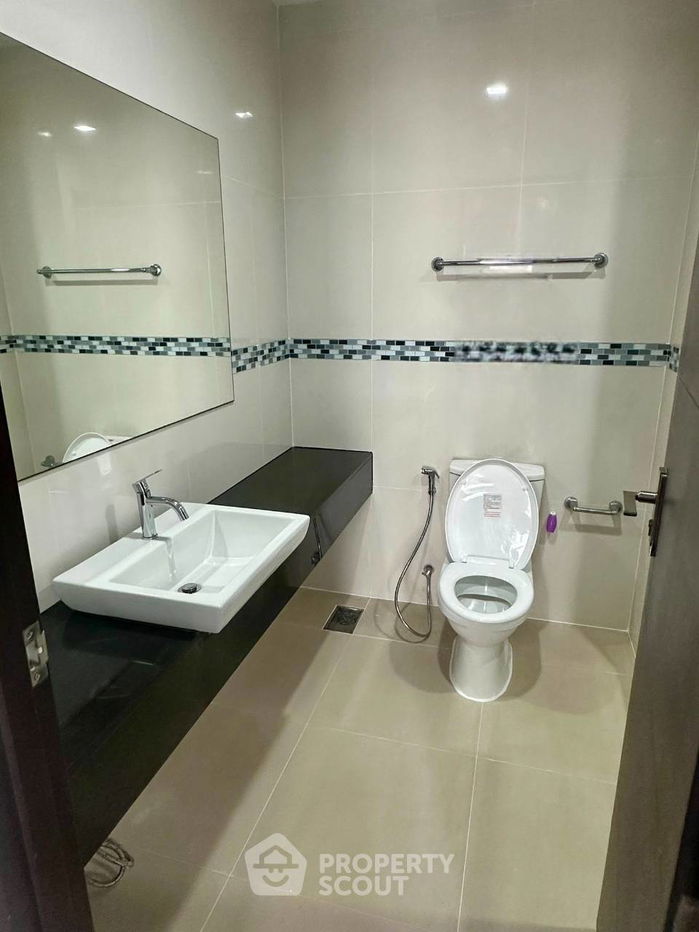 picture 1-BR Condo at IDeo Q Phayathai near BTS Phaya Thai (ID 2205611) - 11/11
