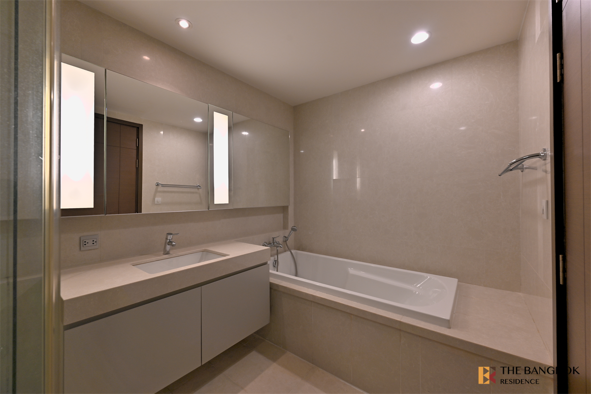 รูป ควอทโทร บาย แสนสิริ  คอนโด Luxury ราคาพิเศษ - รูปที่ 2/10