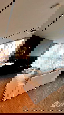 Condos for sale Sukhumvit 69/1 : 1-BR Condo at Le Luk Condominium near BTS Phra Khanong (ID 2202856)