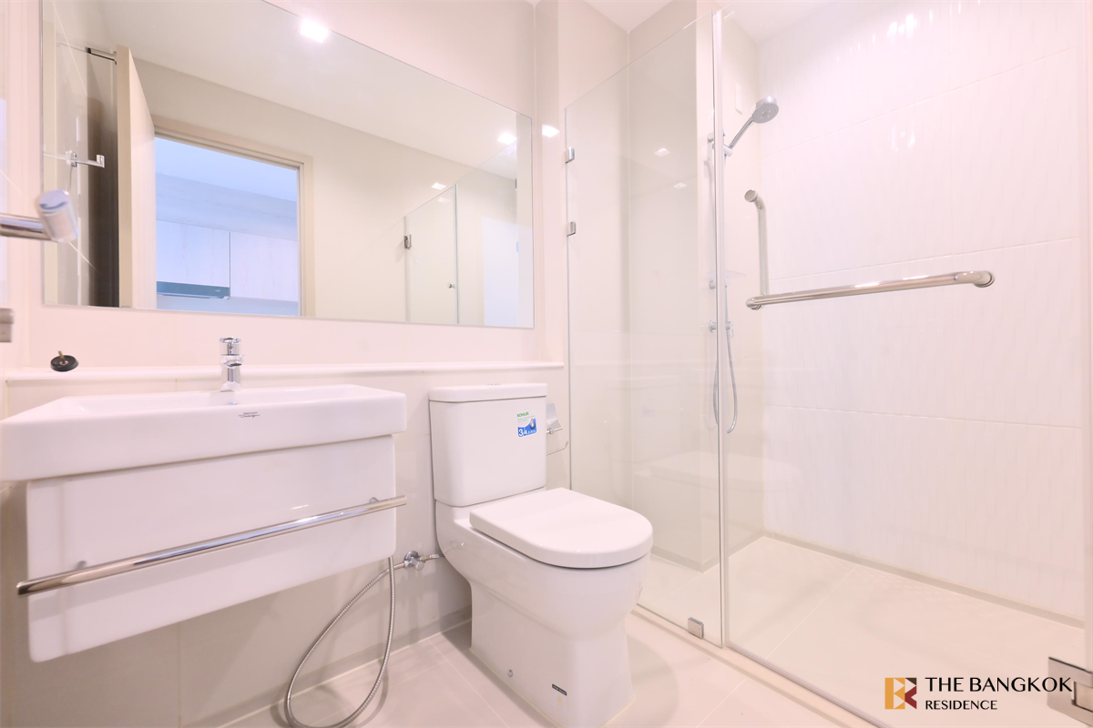 picture Life One Wireless  Private Unit, Fully Equipped Common Area - 7/10