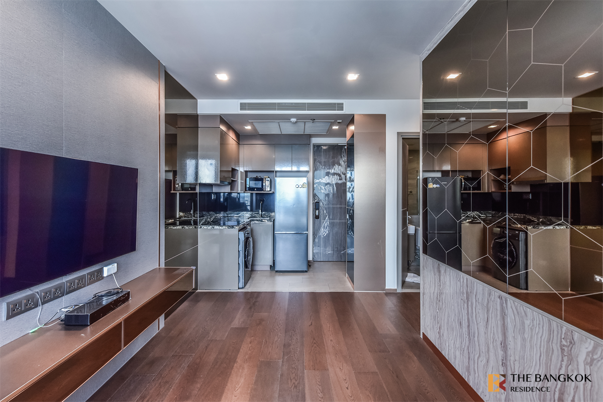 picture Ideo Q Victory near BTS Victory Monument Premium Luxury Condo in Prime Location - 4/10