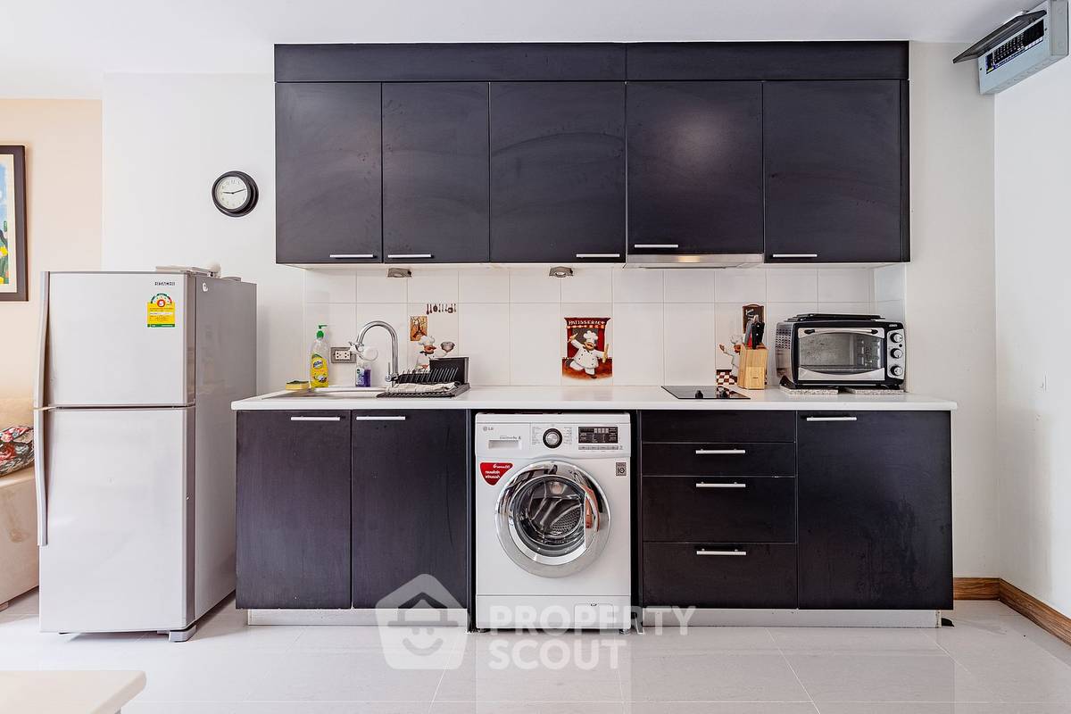 picture 2-BR Condo at D 65 Condominium near BTS Ekkamai (ID 1334455) - 5/15