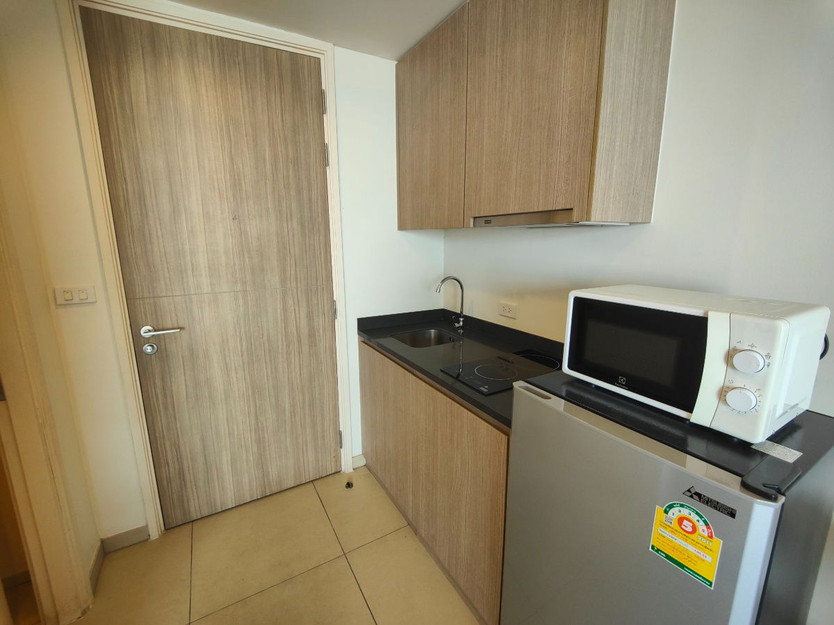 picture For sale Unixx South Pattaya 26 sqm., 41st floor , Studio - 8/24