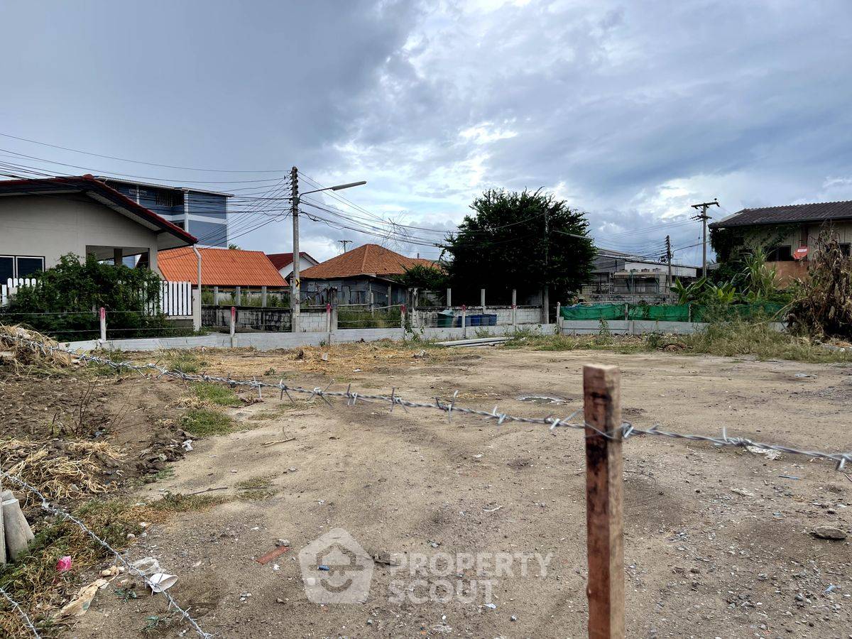 รูป ที่ดินสำหรับปล่อยขาย 489.2 ตารางเมตร แถว ใน หินเหล็กไฟ (ID 2197471) - รูปที่ 1/6