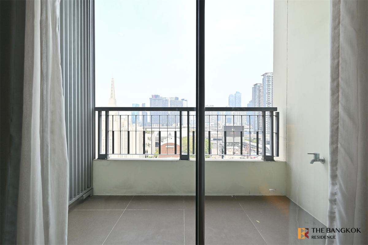 picture Luxury Unit, Ready for You Without the Wait Q Asoke near MRT Phetchaburi Station - 3/10